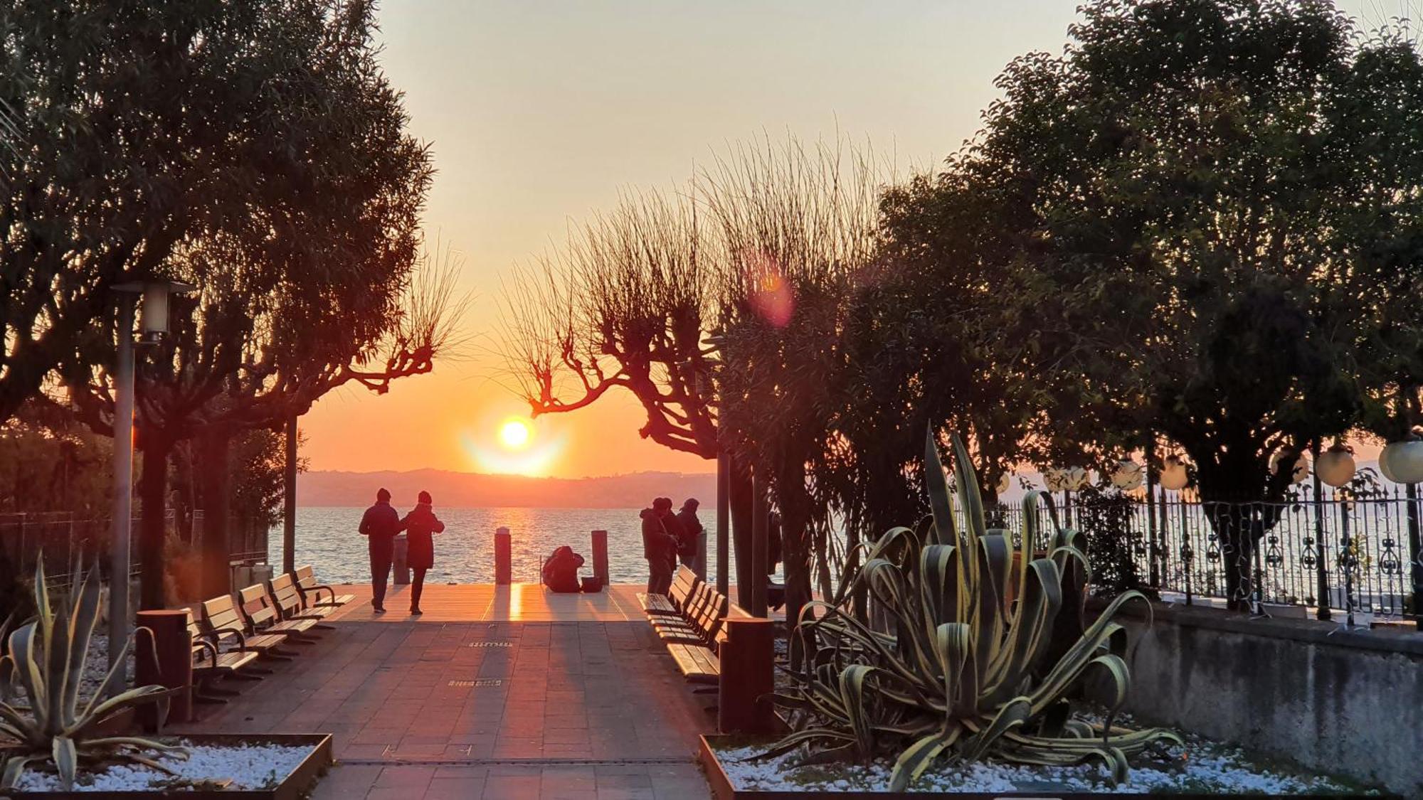 Sirmione4U - Domus By The Castle Daire Dış mekan fotoğraf